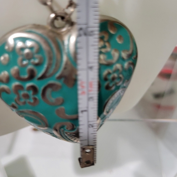 TRUE VINTAGE LARGE PUFFY TURQUOISE ENAMEL HEART NECKLACE. GORGEOUS. AJDUSTABLE - Picture 3 of 6